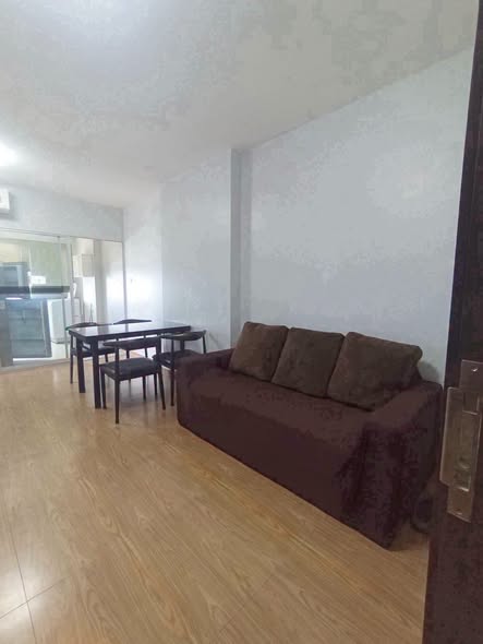 living room of Supalai City Resort Station Pranangklao – Chaophraya
