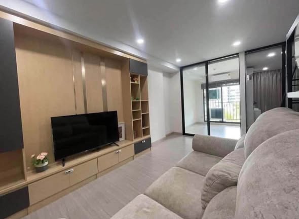 bedroom and living room and room interior of Supalai City Resort Sukhumvit 107