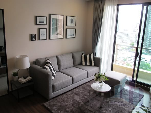 living room of Supalai Elite Sathon – Suan Phlu