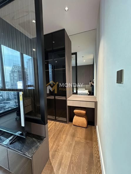 room interior of Supalai Icon Sathon