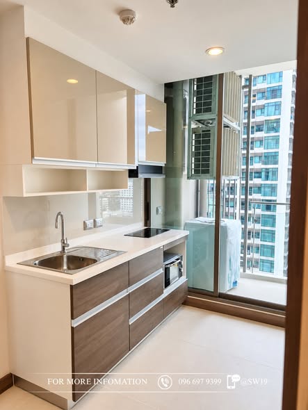 kitchen of Supalai Oriental Sukhumvit 39