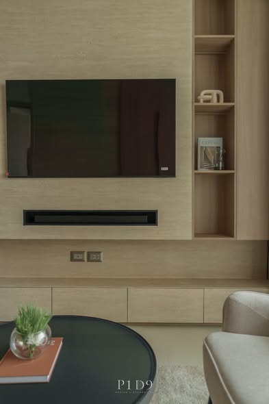 living room and room interior of Supalai Oriental Sukhumvit 39