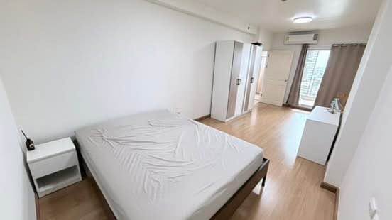 bedroom of Supalai Park Ekkamai – Thonglor
