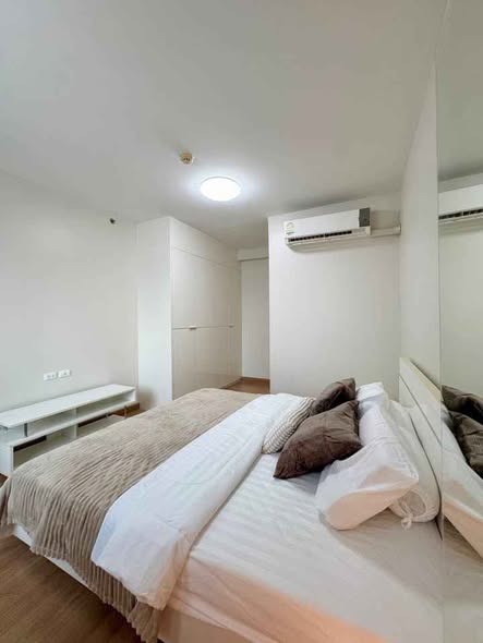 bedroom of Supalai Park Ekkamai – Thonglor