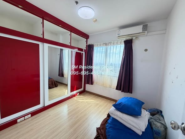 bedroom and room interior of Supalai Park Khaerai-Ngamwongwan