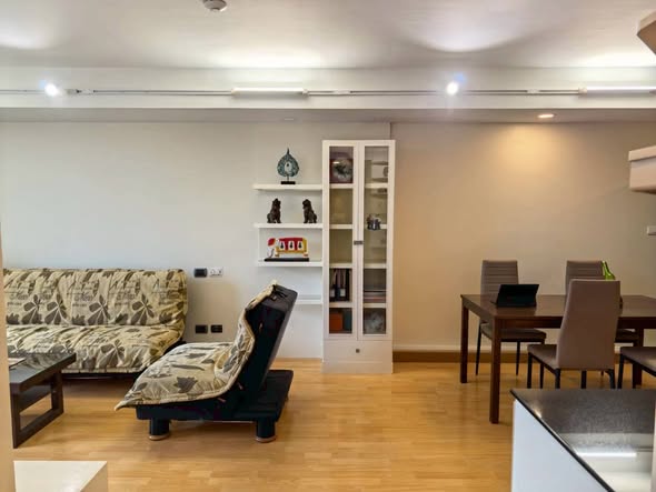 living room of Supalai Park