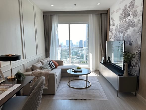 living room of Supalai Premier Si Phraya-Sam Yan