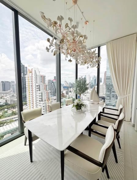 room interior of Tait Sathorn 12
