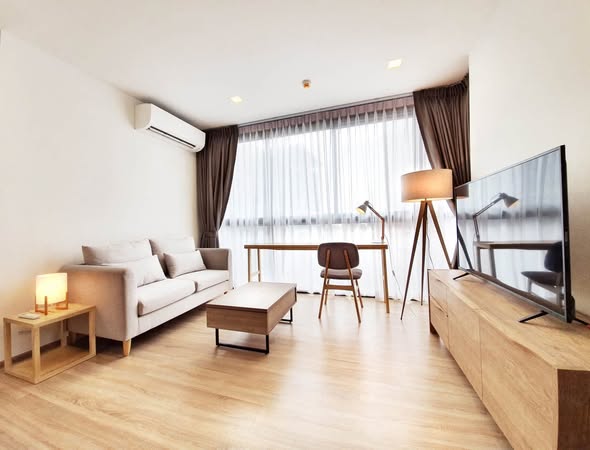 bedroom and living room of TAKA HAUS ทากะ เฮาส์