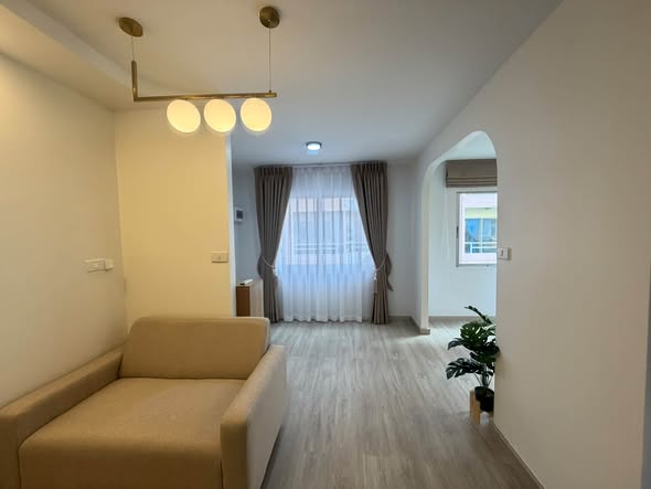 living room of Tawanna Resident 2