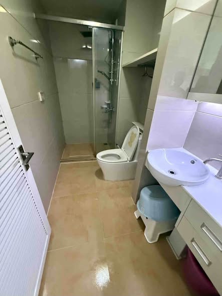 bathroom of TC-Green Condominium