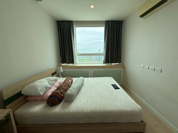 bedroom of TC-Green Condominium