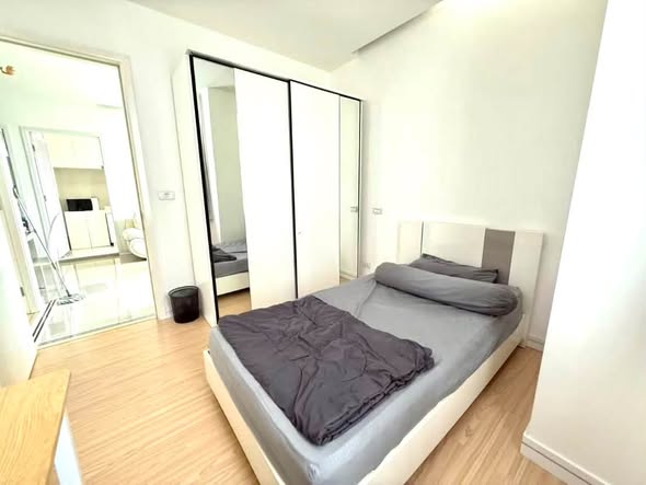 bedroom of TC-Green Condominium