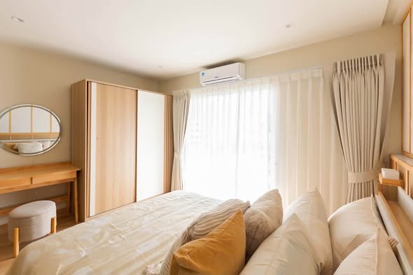 bedroom and room interior of Thailand Cultural Centre