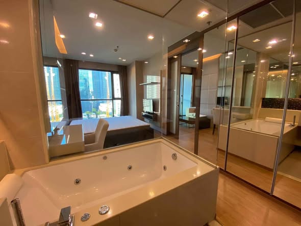 The Address Sathorn