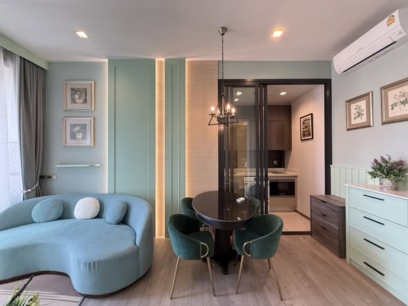 living room of The Address Siam-Ratchathewi