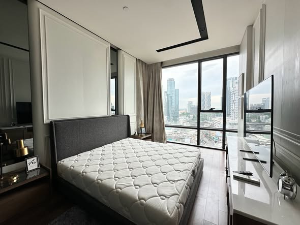bedroom of The Bangkok Thonglor