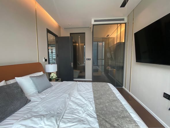 bedroom and room interior of The Bangkok Thonglor