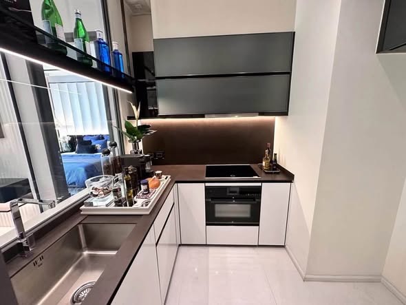 kitchen of The Bangkok Thonglor