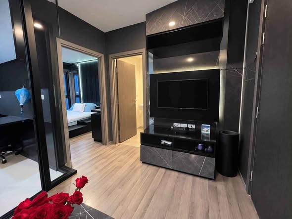 bedroom of The Base Park East