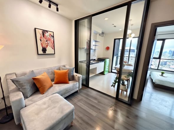 living room and room interior of The Base Park East
