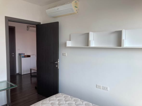 bedroom of THE BASE Park West – Sukhumvit 77