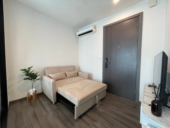 bedroom and room interior of THE BASE Park West – Sukhumvit 77