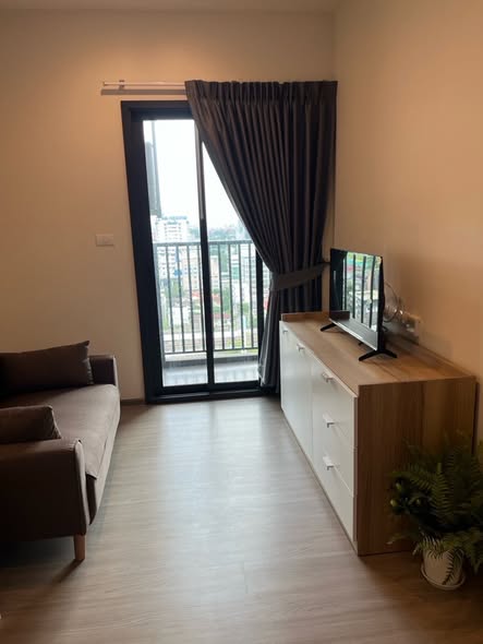 bedroom and living room and room interior of THE BASE Phetchaburi-Thonglor เดอะ เบส เพชรบุรี – ทองหล่อ