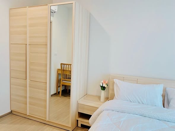 bedroom and room interior of THE BASE Phetchaburi-Thonglor เดอะ เบส เพชรบุรี – ทองหล่อ