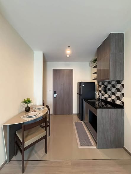 THE BASE Phetchaburi-Thonglor เดอะ เบส เพชรบุรี – ทองหล่อ