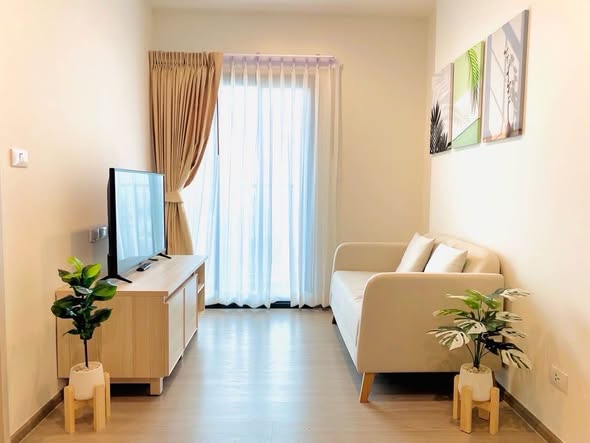 living room of THE BASE Phetchaburi-Thonglor เดอะ เบส เพชรบุรี – ทองหล่อ
