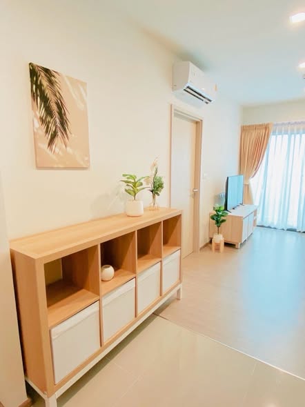 room interior of THE BASE Phetchaburi-Thonglor เดอะ เบส เพชรบุรี – ทองหล่อ