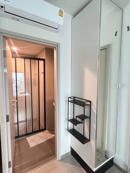 room interior of THE BASE Phetchaburi-Thonglor เดอะ เบส เพชรบุรี – ทองหล่อ