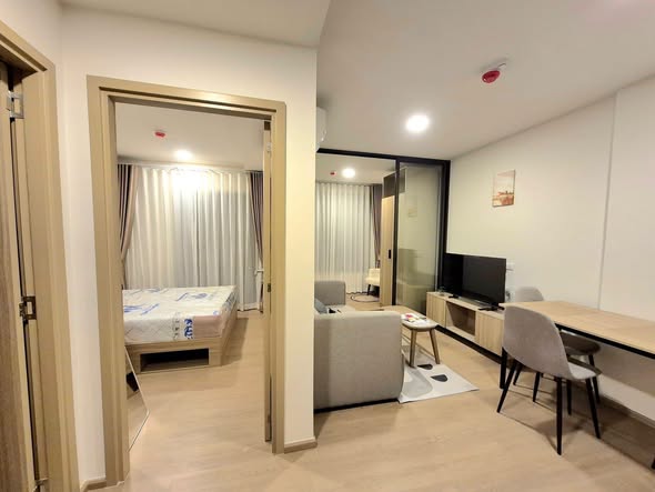 bedroom of The Base Ratchada 19