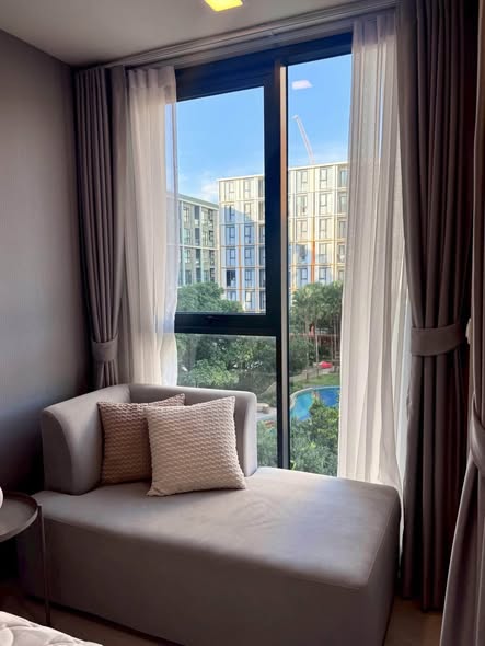 living room and bedroom of เดอะ เบส ไรส์ | THE BASE Rise