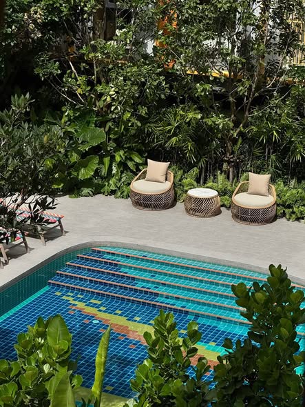pool of เดอะ เบส ไรส์ | THE BASE Rise