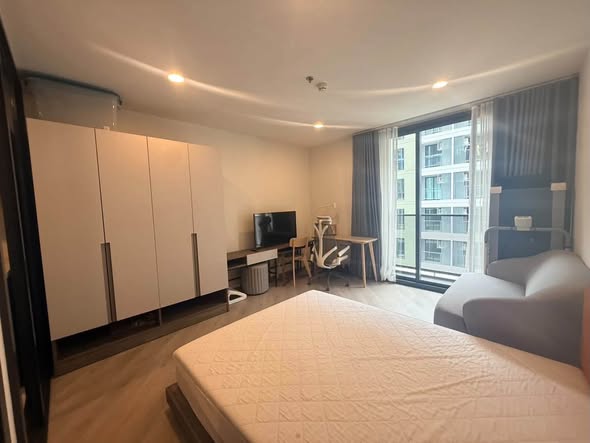 bedroom of THE BASE Saphanmai