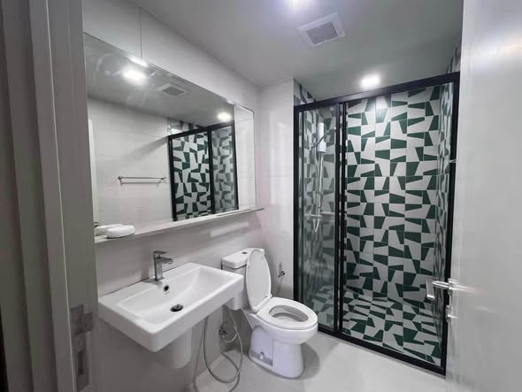 THE BASE Sukhumvit 50
