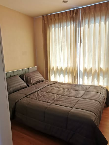 bedroom of THE BASE Sukhumvit 77