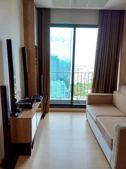 living room and bedroom and room interior of The Capital Condo Ekkamai-Thong Lo