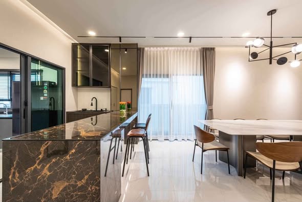 room interior and bathroom of The City Bangna
