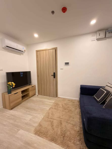 bedroom and room interior of The Clev Riverline Chaophraya – Wong Sawang