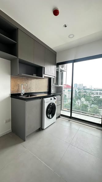 The Clev Riverline Chaophraya – Wong Sawang