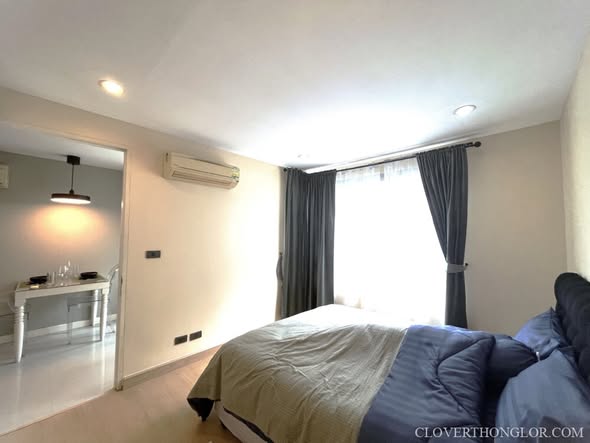 bedroom of The Clover