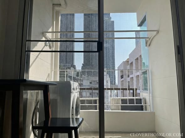 fire escape of The Clover