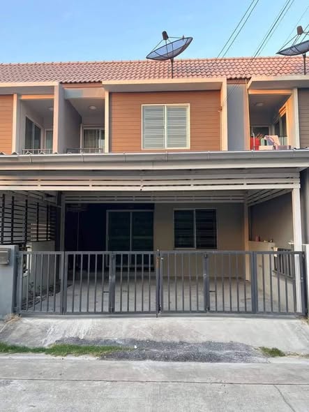 The Colors Premium Bangna KM.8