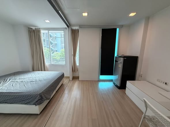 The Colory Vivid Condominium