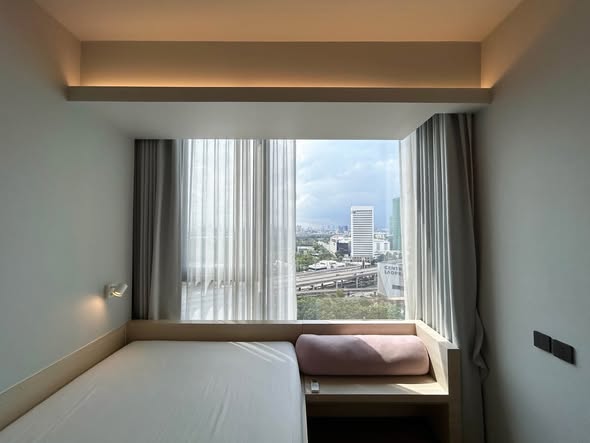 bedroom of The Crest Park Residences