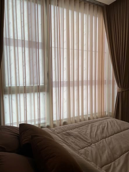 bedroom of The Crest Park Residences