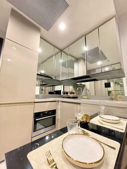 The Crest Park Residences